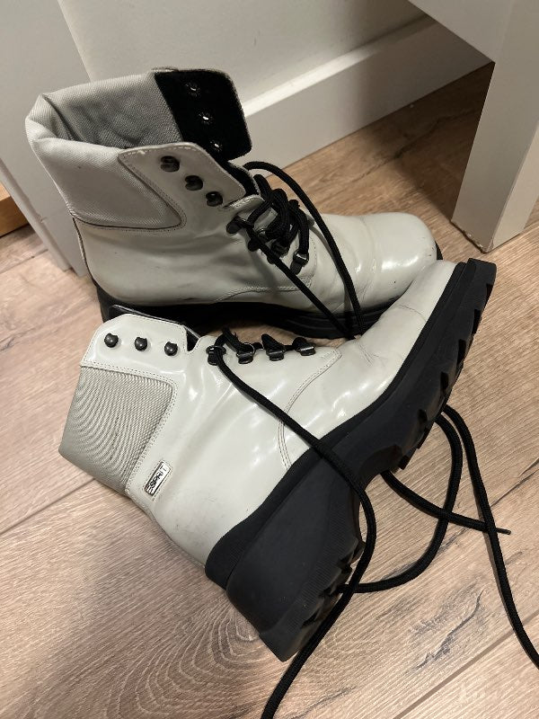Esprit hvít boots