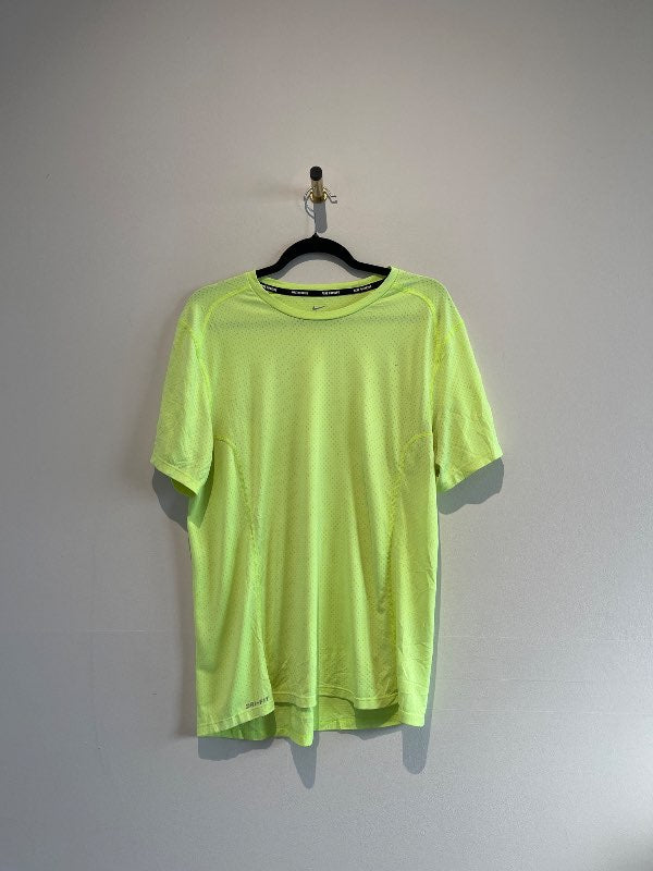 Nike stuttermabolur