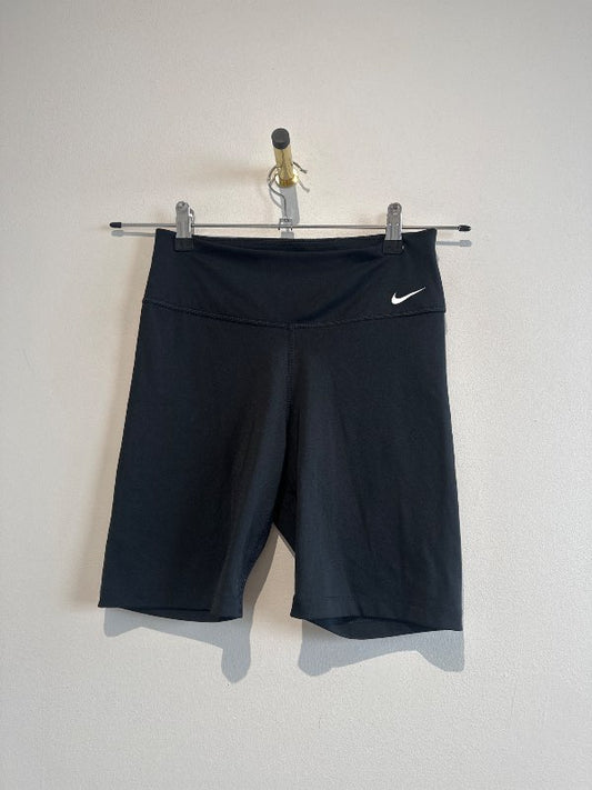 Nike hjóla stuttbuxur