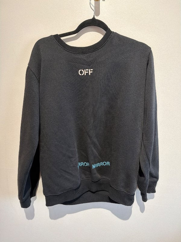 Off white peysa