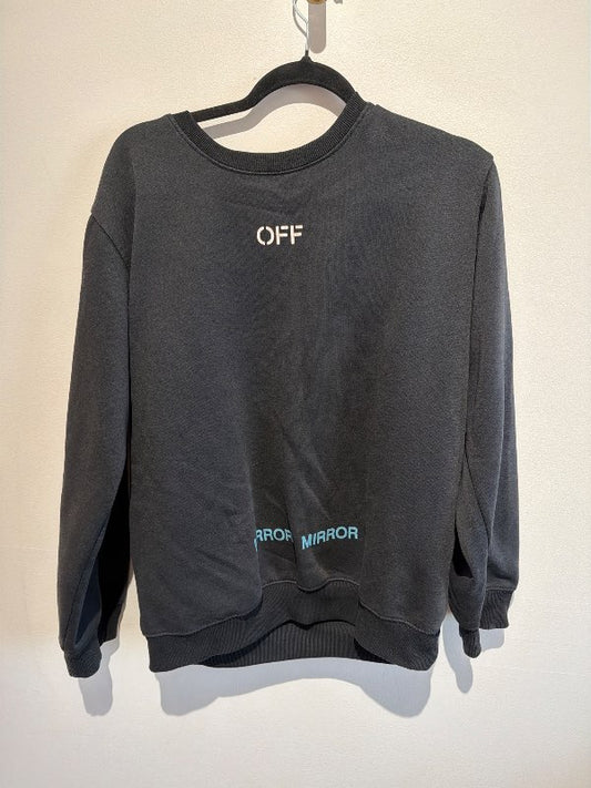 Off white peysa