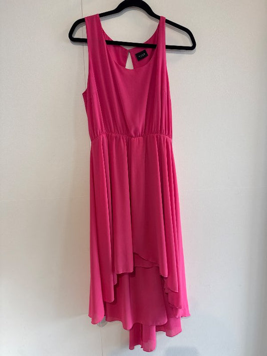 Pink VILA