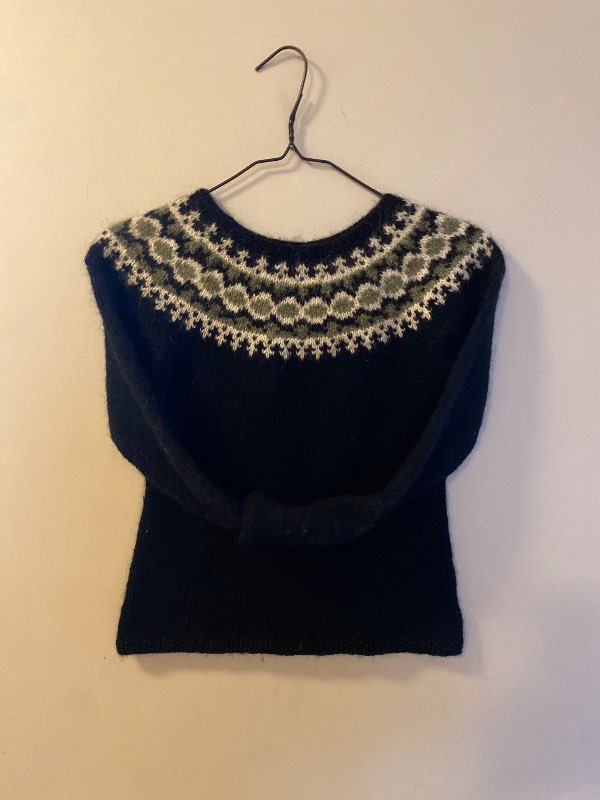 Iclandic wool sweater