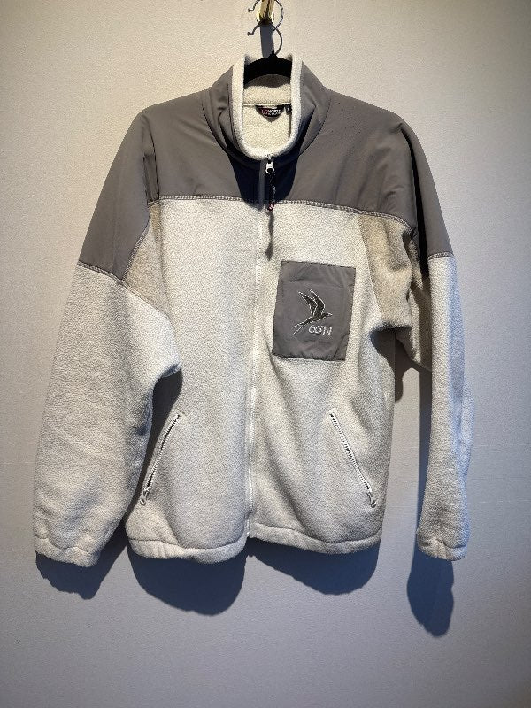 66 sweater grebe white