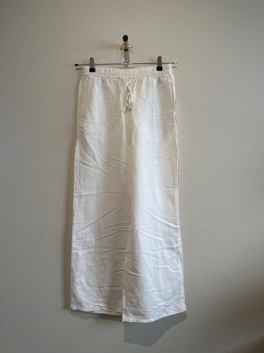 hvítar linen buxur
