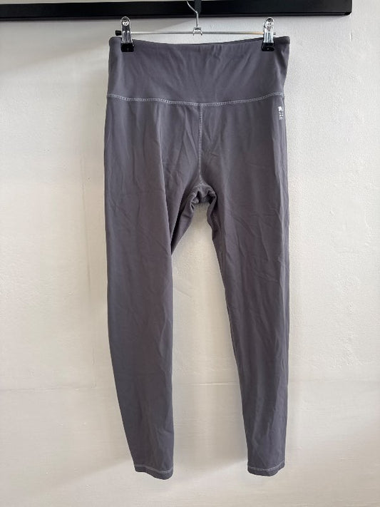 M fitness grár leggings
