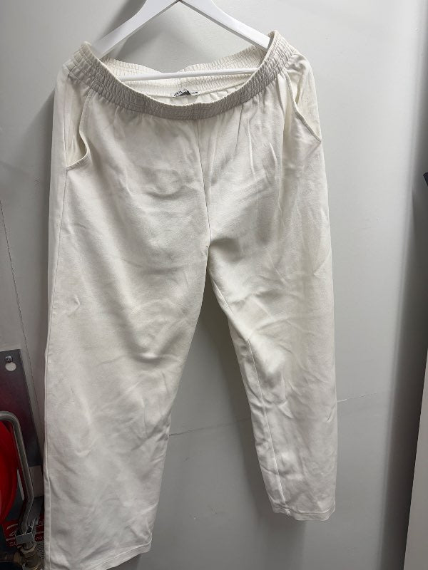 Zara buxur large
