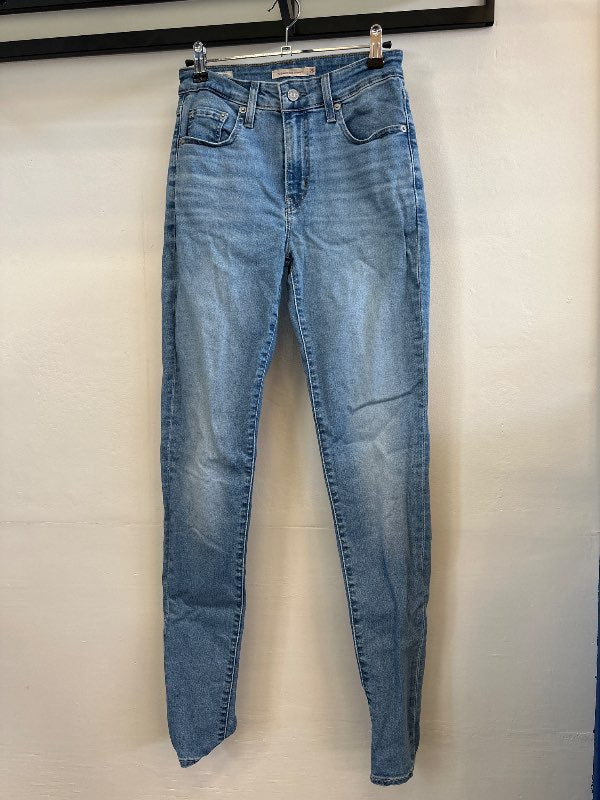 Levis high rise