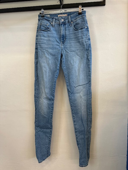 Levis high rise
