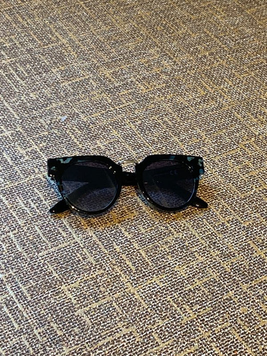 Black sunglasses