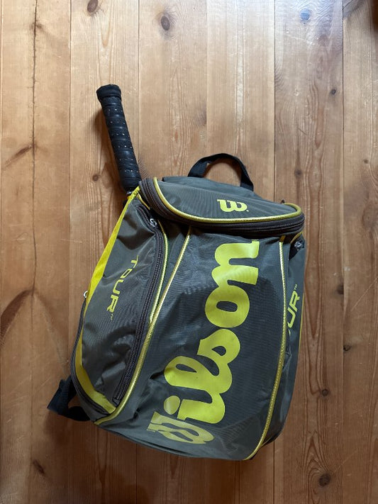 Tennis bag