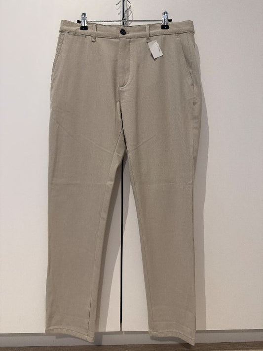 Sparibuxur Zara kremlitað