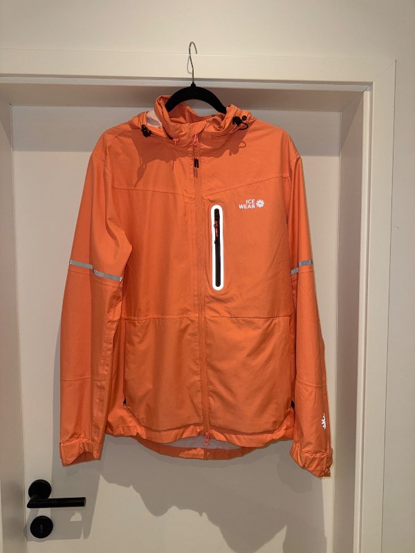 Icewear ferskju jakki