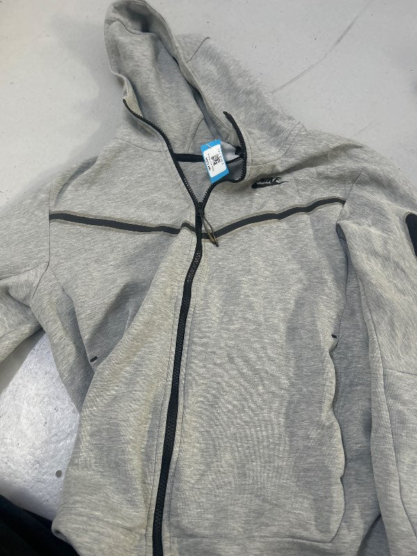 nike tech fleece