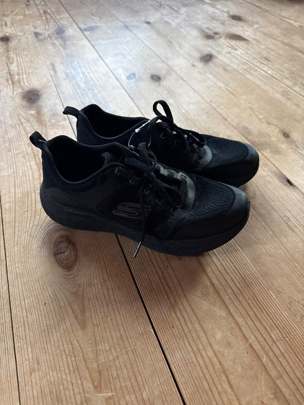 Sketcher shoes
