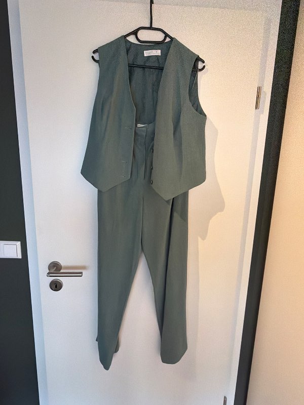 Grænar dragtarbuxur