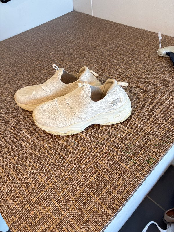 Skechers skór