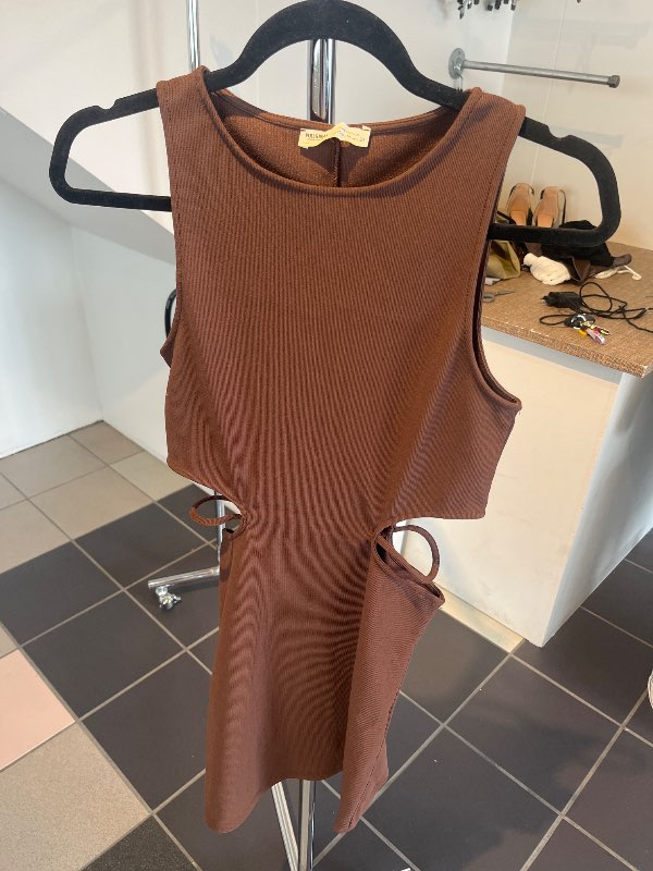 Brúnn Pull&Bear kjóll