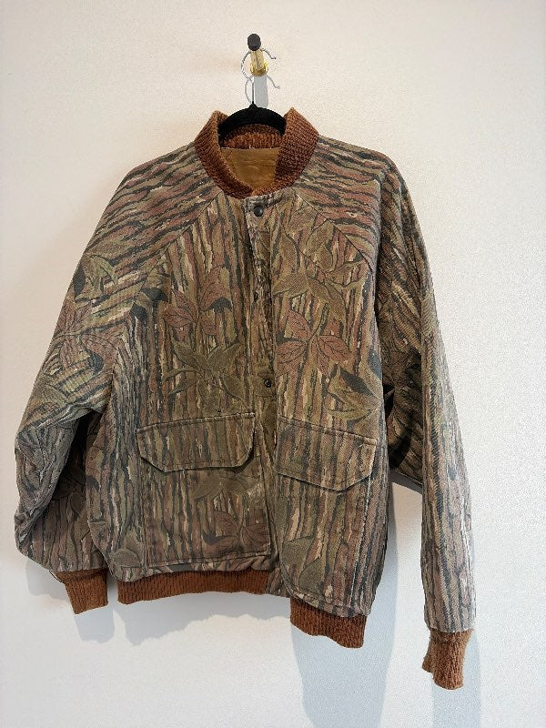 Real tree patterned bomber jakki