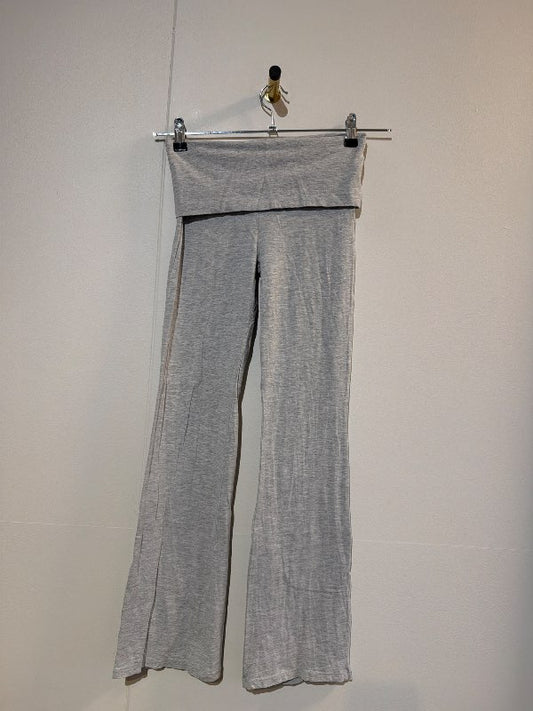 Gina Tricot foldover pants gráar