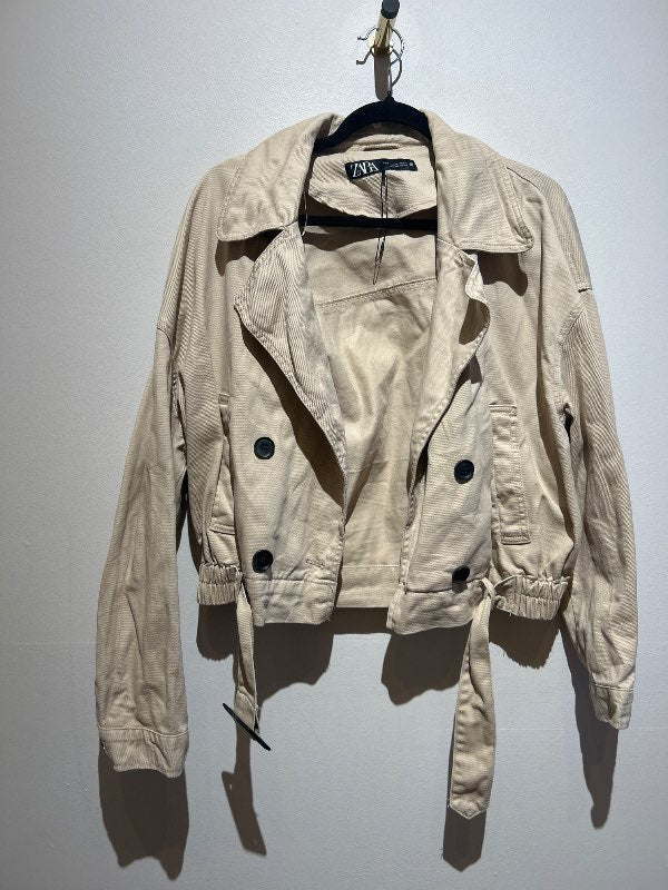 Zara beige jakki