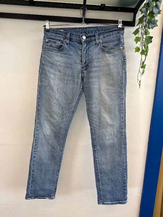levis buxue