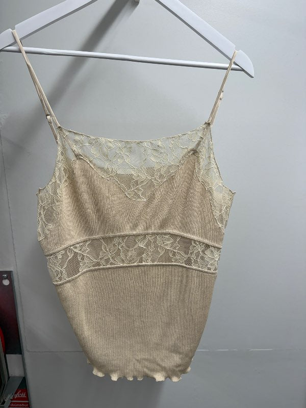 Zara toppur large