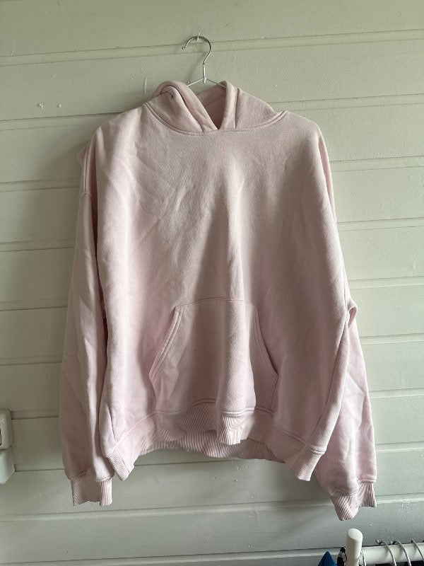 Gina Tricot Hettupeysa