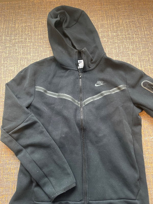 Nike tech fleece peysa