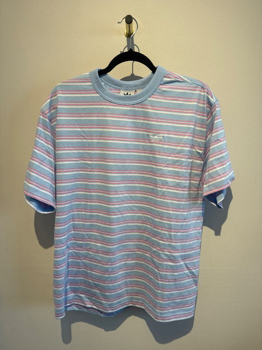 blár adidas bolur (ónotaður)