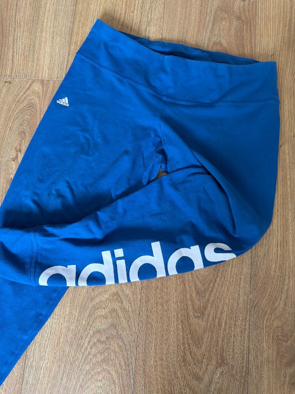 Buxur Adidas