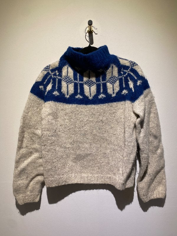Cowichan sweater