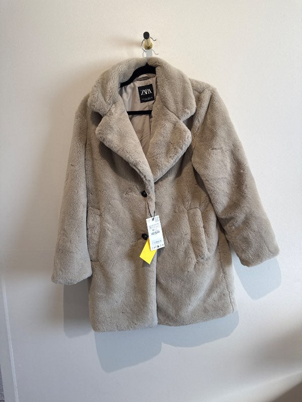 zara pels