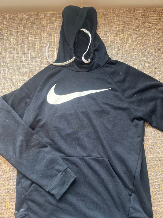 Nike hettupeysa