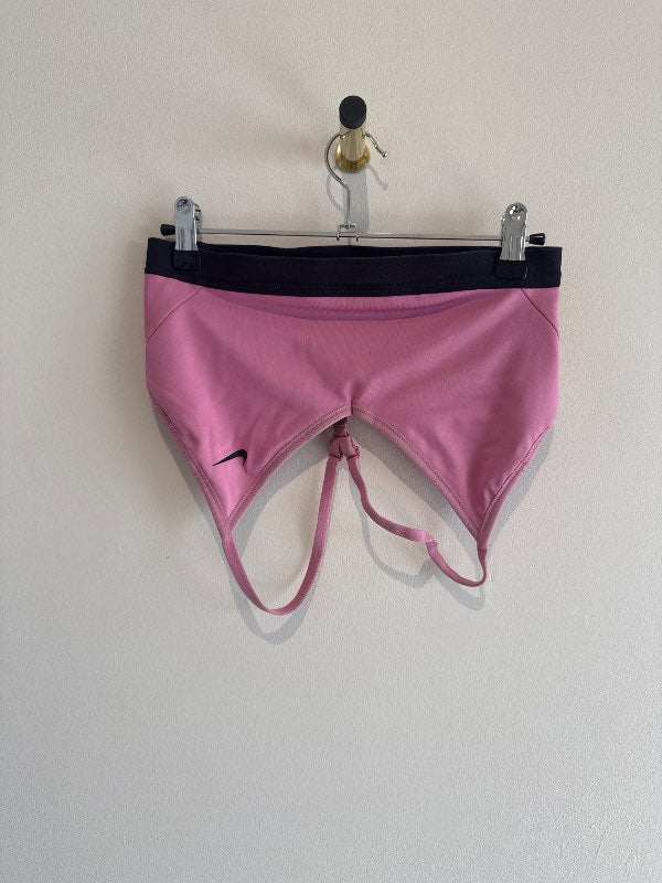 Nike íþróttatoppur