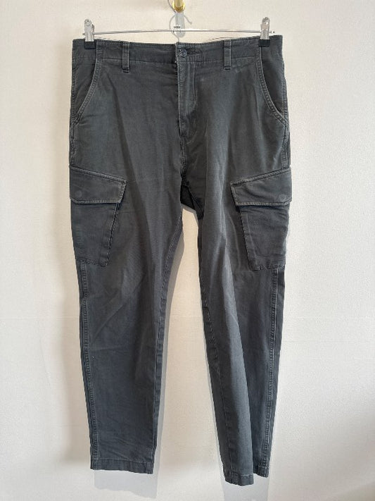 Levis buxur