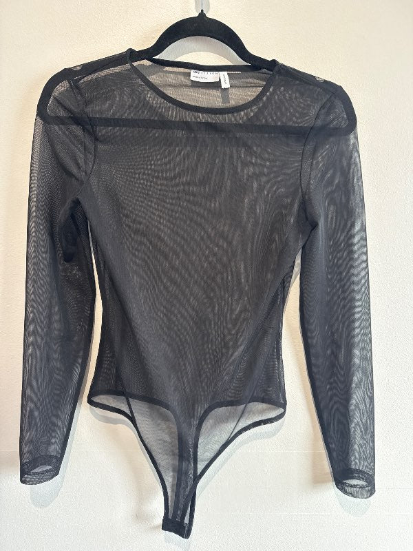 Mesh samfella