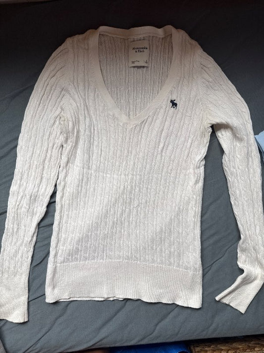 Ambercrombie & Fitch pulloverJ S