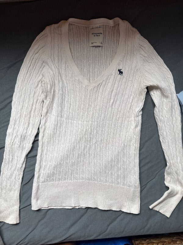 Ambercrombie & Fitch pulloverJ S