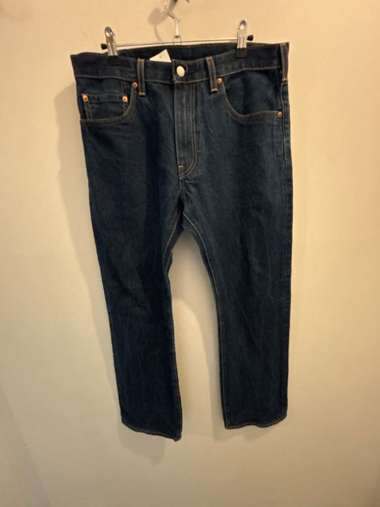 Levis