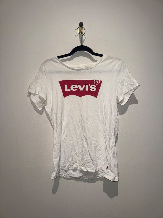 Levis bolur