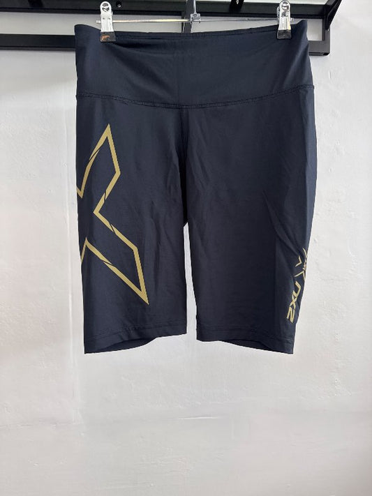 2XU stuttbuxur svartar