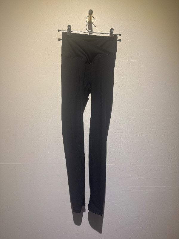 Define the line leggins