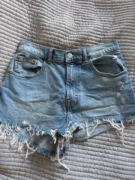 Pull Bear shorts