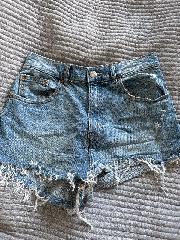 Pull Bear shorts