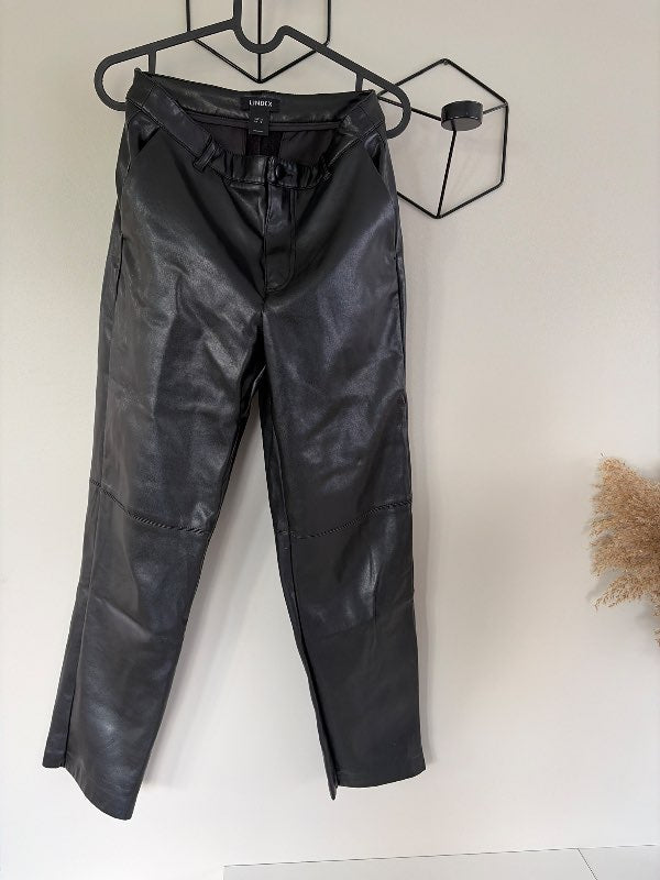 Buxur pleður