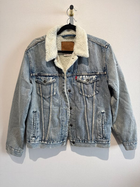 levis sherpa jakki