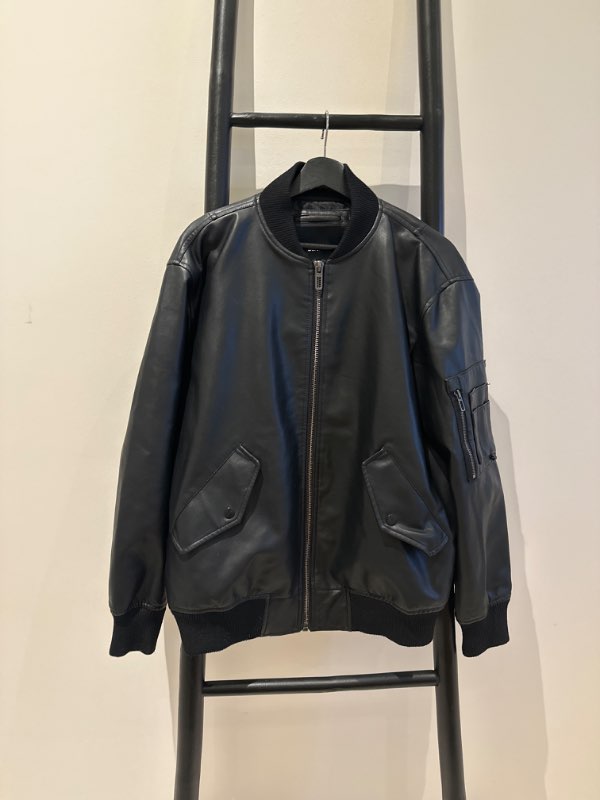 Bershka bomber leðurjakki