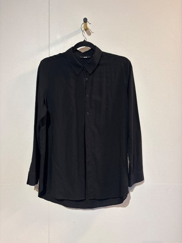 Uniqlo blússa