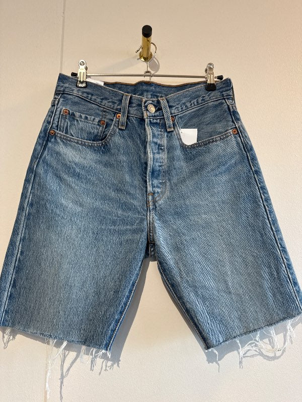 Stuttbuxur Levis 501